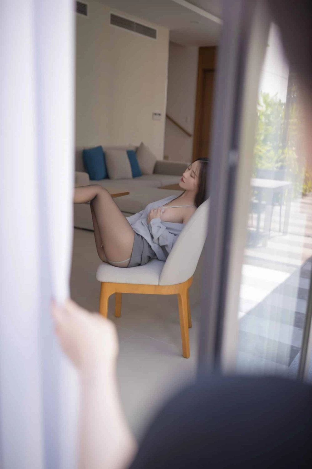 Ảnh gái nude vú to nude vú bự nóng bỏng nhìn là muốn ngay