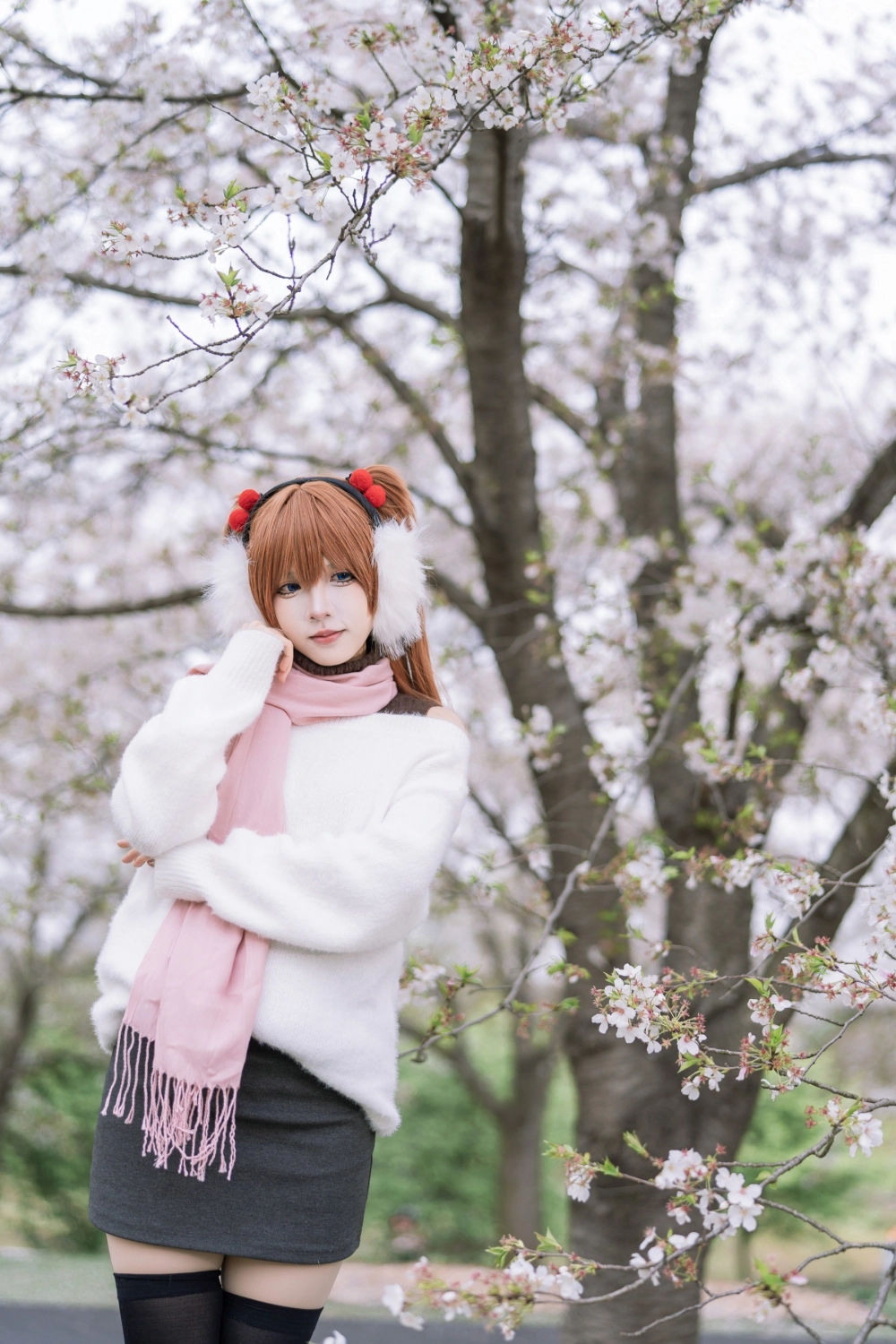 Ánh mắt sexy của Huacun Asuka mê ly