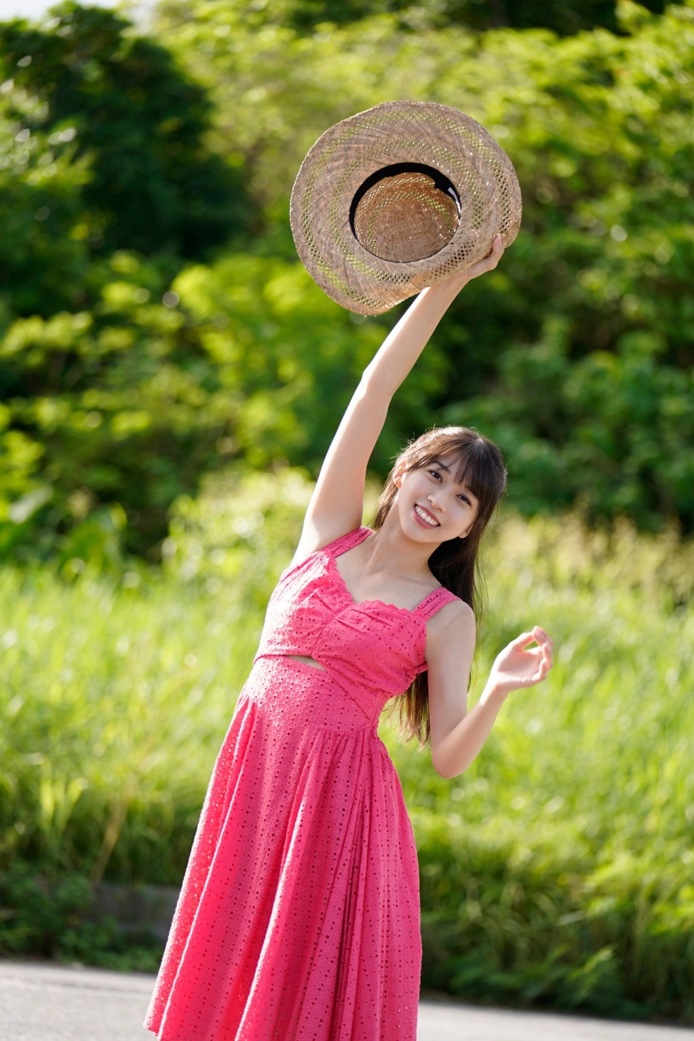 Makino Marie cuốn hút với nét đẹp đầy nóng bỏng