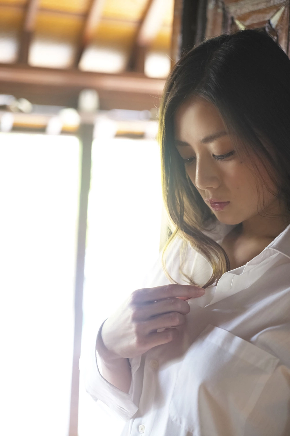 Ánh mắt Moemi Katayama cực kỳ hấp dẫn