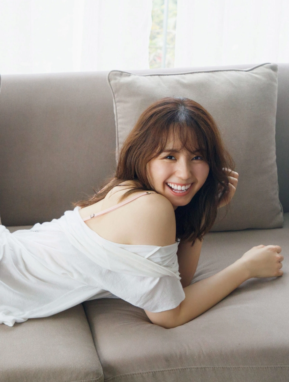 Rina Koike rạng rỡ với vẻ đẹp đầy mê lực