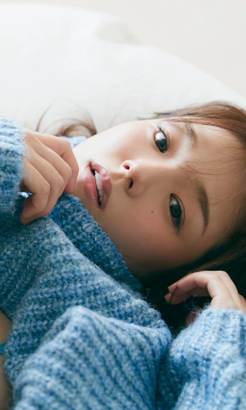 Shinozaki Ai toát lên vẻ đẹp đầy mê lực