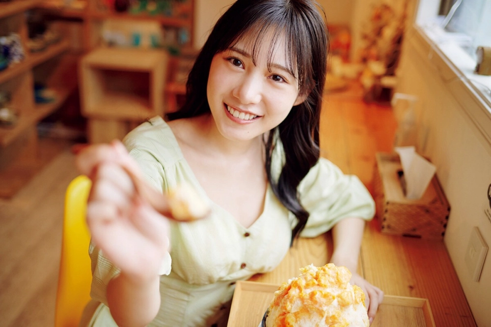 Shirakama Miru mang nét quyến rũ thanh lịch