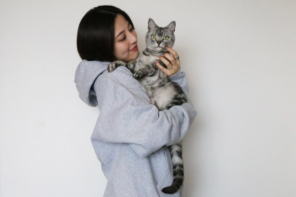 Yumi Sugimoto thu hút với phong cách gợi cảm