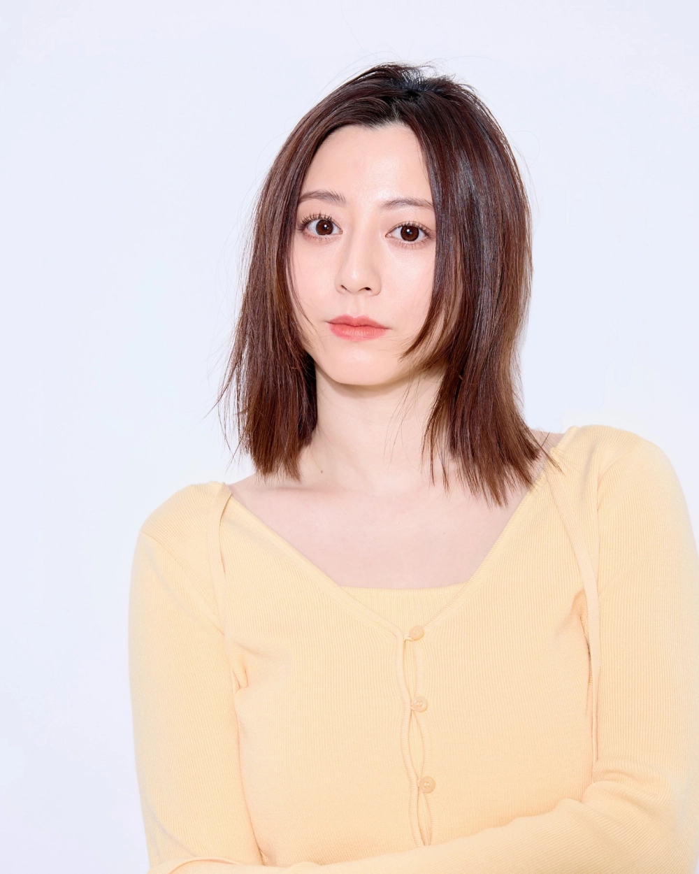 Yumi Sugimoto mang sức hút mềm mại rất riêng