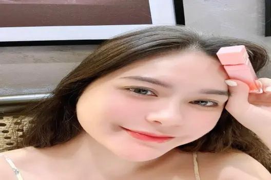 Đoàn Di Băng bùng nổ quyến rũ qua bộ sưu tập ảnh thời thượng