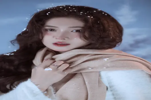 Quỳnh Alee gây bão mạng xã hội với visual đỉnh cao