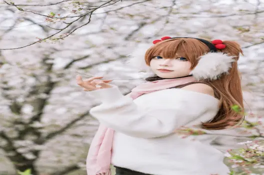 Huacun Asuka khoe thân hình bốc lửa trong bộ ảnh sexy mới