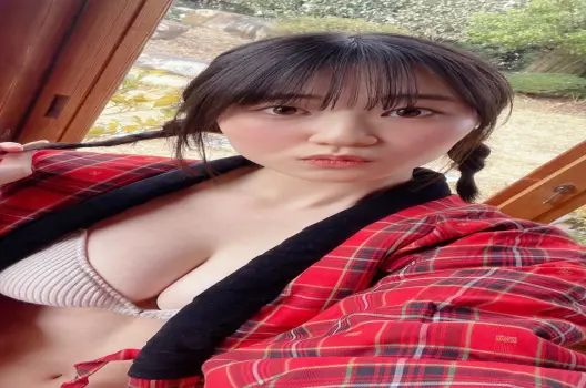 Shirakama Miru táo bạo cuốn hút ngút ngàn trong bộ ảnh sexy