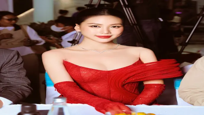 Tải ảnh gái đẹp về điện thoại từ bộ sưu tập nghệ thuật mới