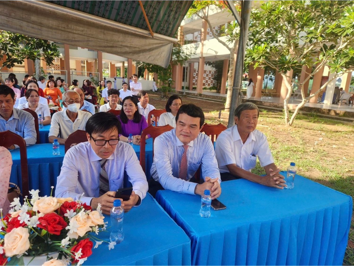 Học sinh cuối cấp chia sẻ kỷ niệm