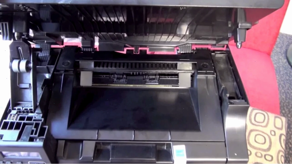 Cắm dây Fax vào máy HP M1212nf MFP