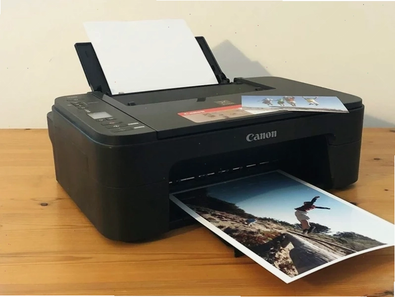 Cận cảnh hộp mực máy in Canon và vị trí lắp đặt
