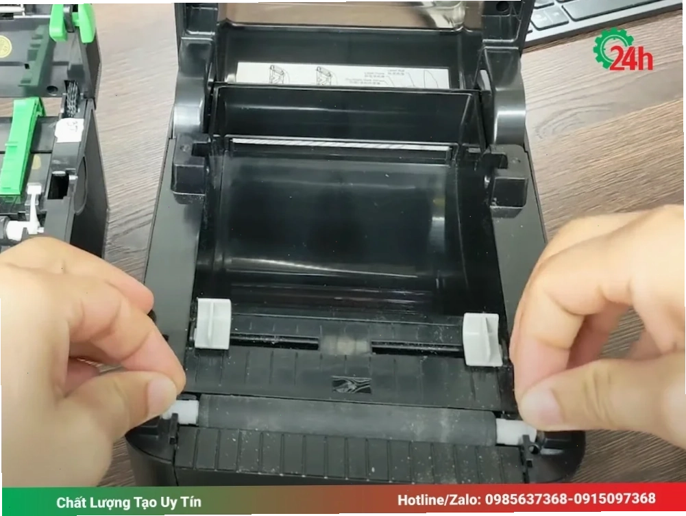 Đảm bảo hộp mực được lắp đúng cách trong máy in Canon IP2770