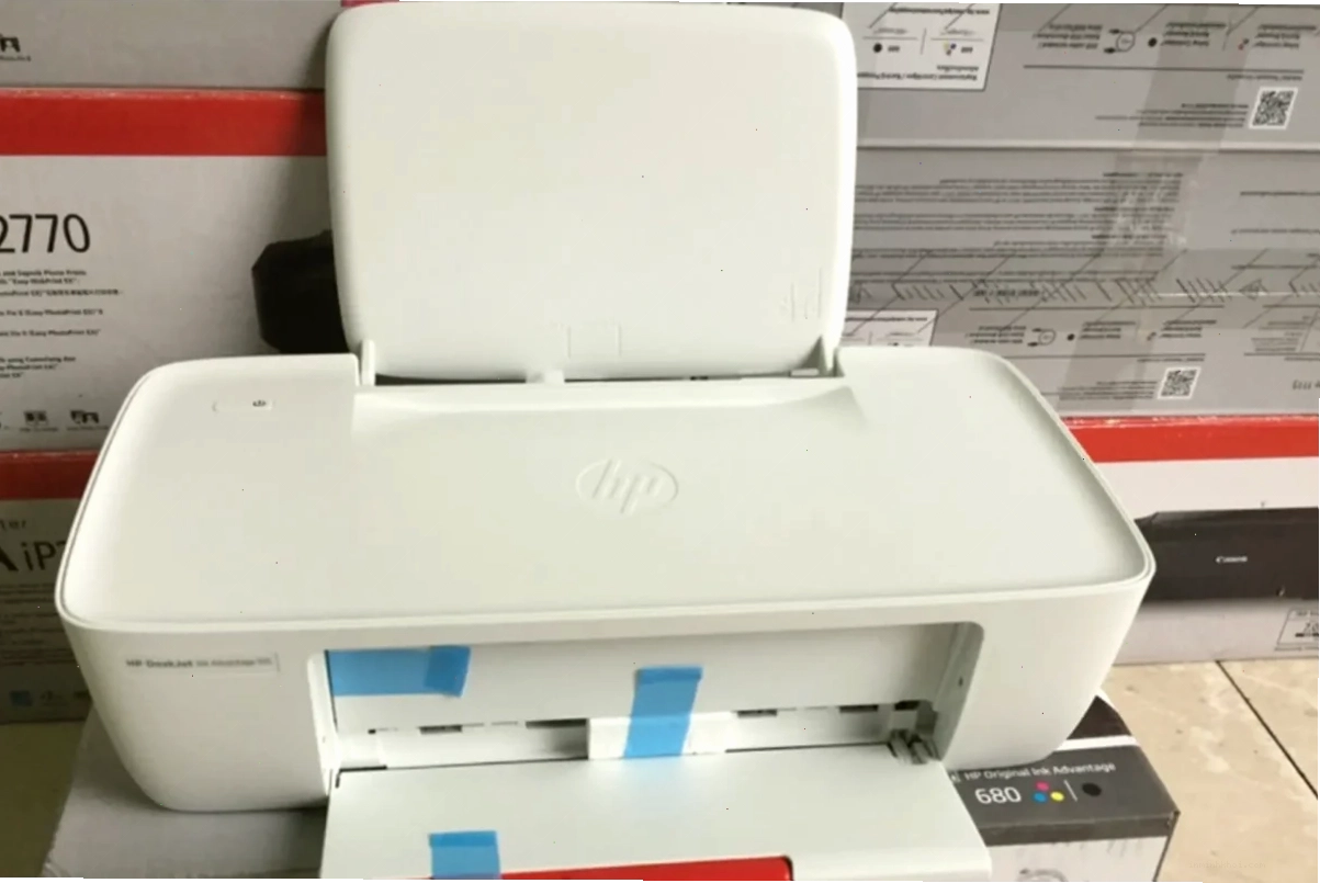 Mở hộp và kiểm tra các phụ kiện máy in HP Deskjet 1115