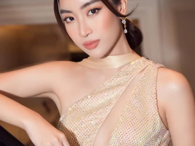 Ảnh cute phô mai que con gái rực rỡ trong bộ sưu tập mới