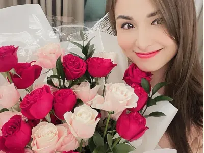 Hoa hậu Diễm Hương bùng nổ quyến rũ qua bộ sưu tập ảnh mới