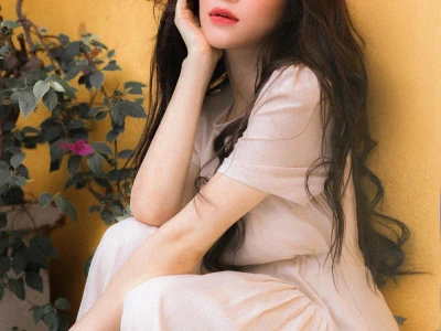 Hòa Minzy bùng nổ quyến rũ qua bộ sưu tập ảnh nghệ thuật