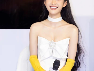 Juky San bùng nổ quyến rũ qua bộ sưu tập ảnh thời thượng mới