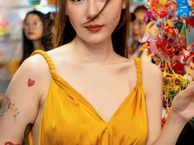 Phương Linh bùng nổ quyến rũ qua bộ sưu tập ảnh thời thượng