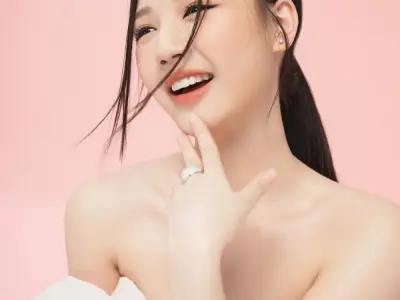Nhan sắc và thần thái của Amee gây sốt mạng xã hội